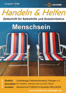 Zwei Campingstühle auf dunklem Hintergrund